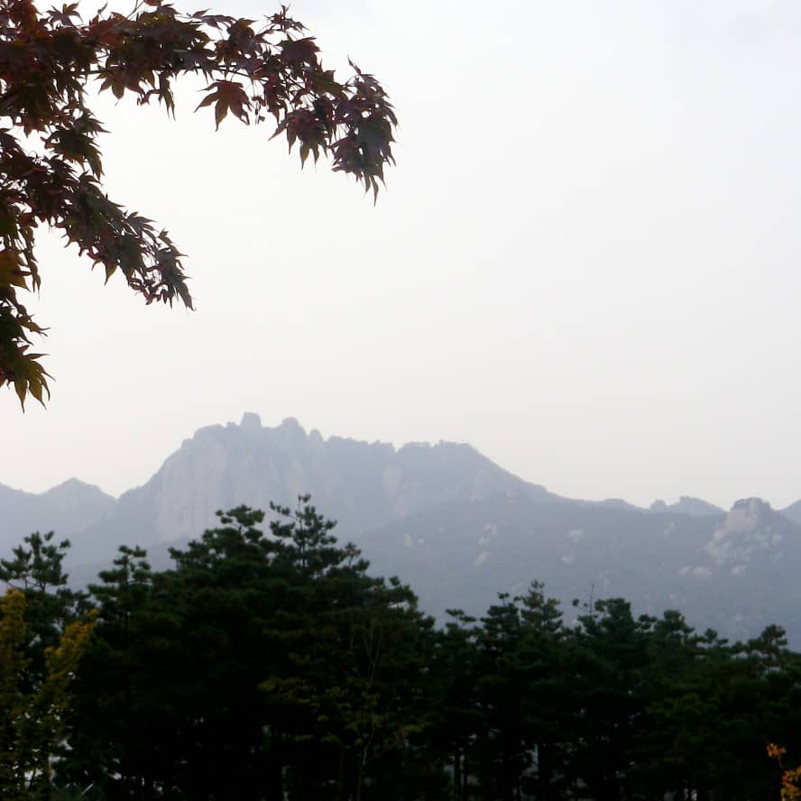 seoul korea mountains