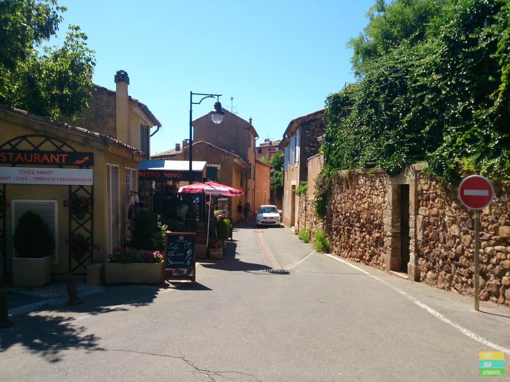 Roussillon - Ockergemeinde in der Provence