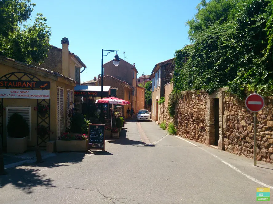 Roussillon - Ockergemeinde in der Provence