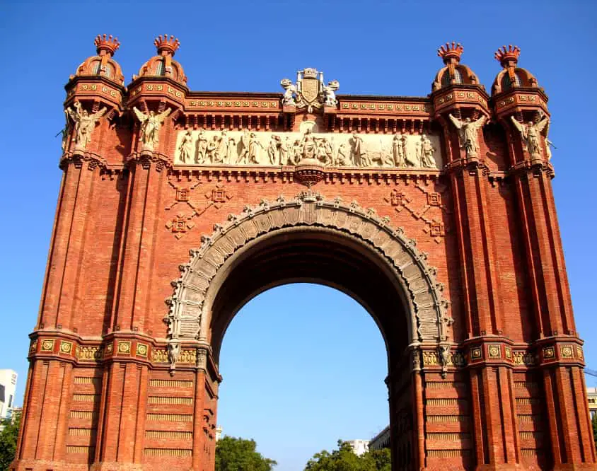 Die besten Tipps für Barcelona; Im Bild: Arc de Triomf