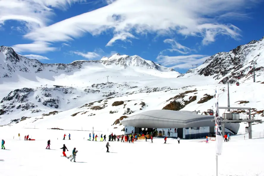 Ski fahren am Pitztaler Gletscher in Tirol
