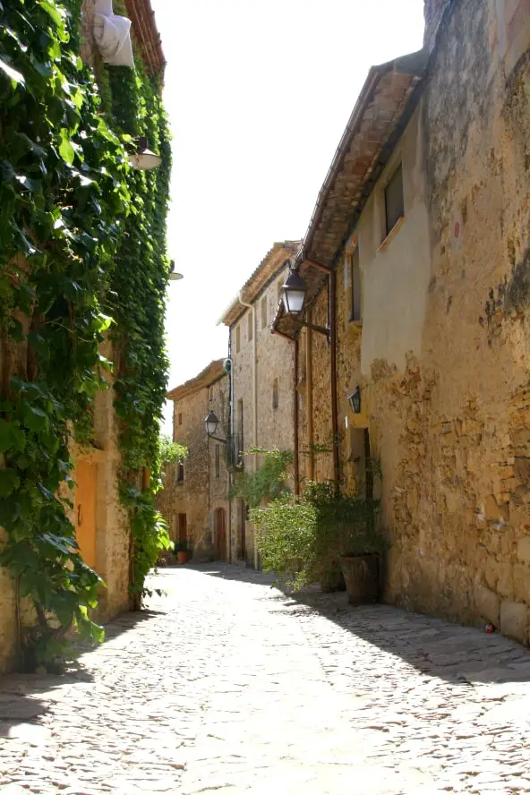 Girona oder Barcelona: 7 Gründe für Girona und Costa Brava