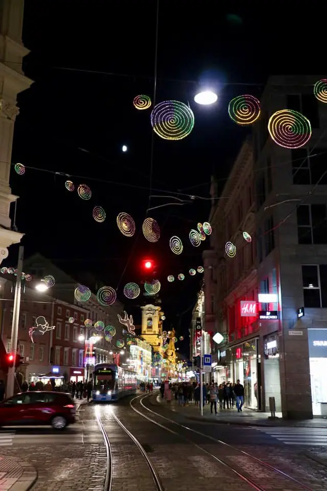 Ein Wochenende im Advent in Linz: Tipps für Weihnachtsmärkte, Christkindlmärkte, IceMagic und Museen