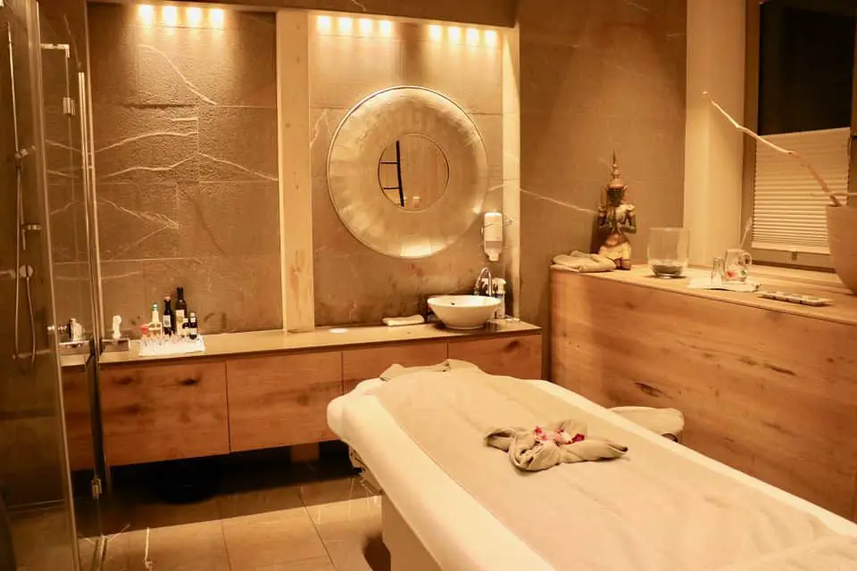 Wellness am See: Im 1. vegetarisch und vegan geführten 4 Sterne-Superior-Hotel Österreichs