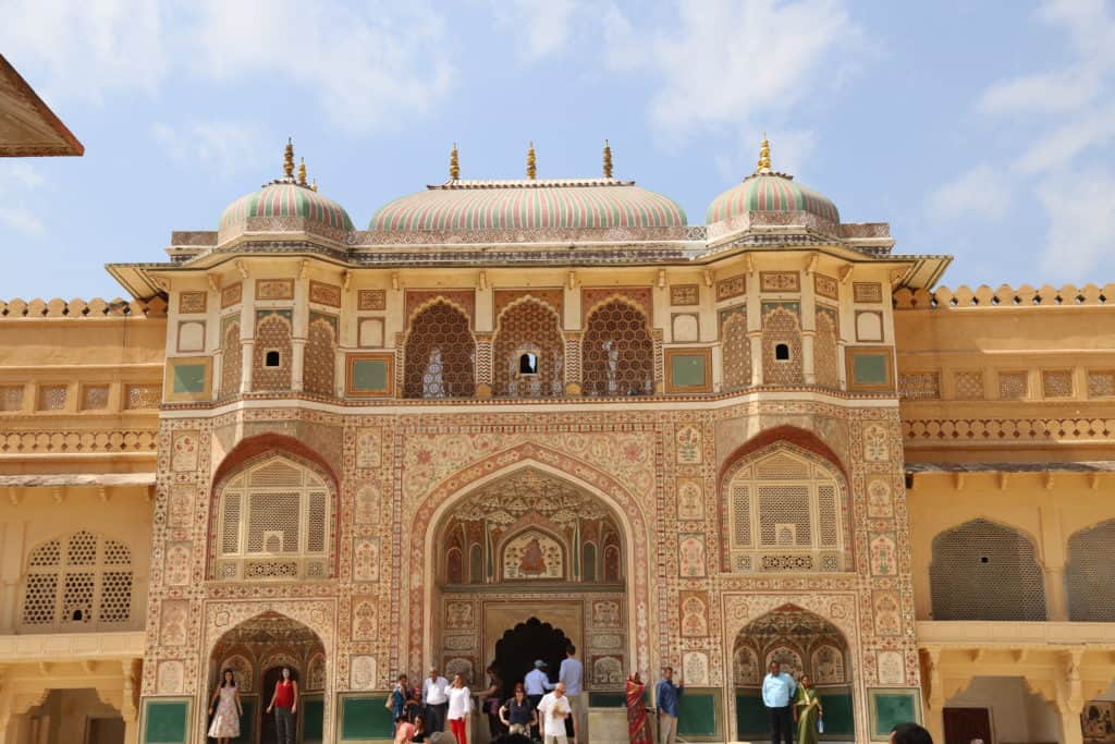 Goldenes Dreieck in Indien: Die schönsten Sehenswürdigkeiten in Indien (Amber Fort)