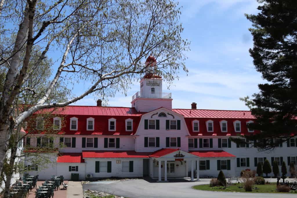 Guide To Whale Watching in Tadoussac, Canada