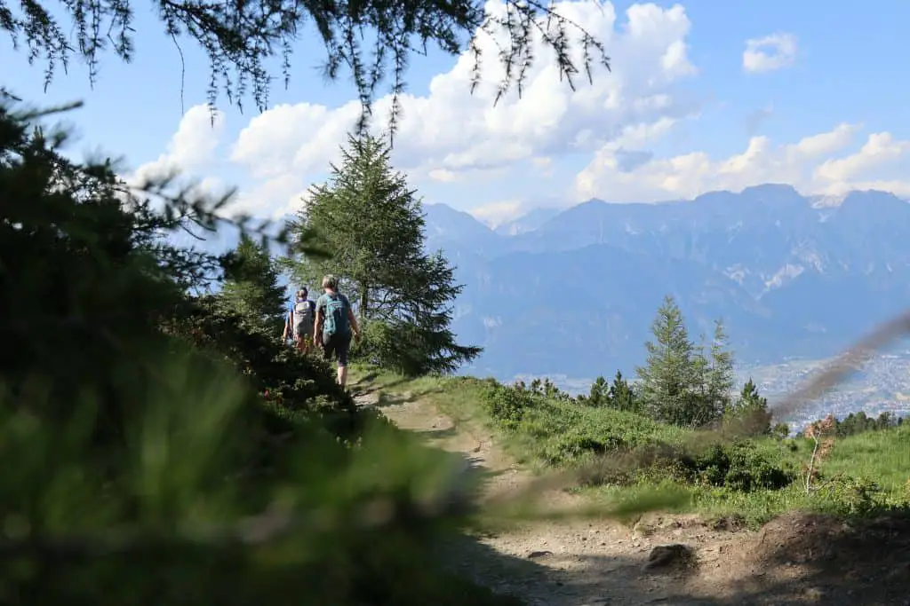 Wandern in den Alpen: Weitwanderweg Innsbruck Trek