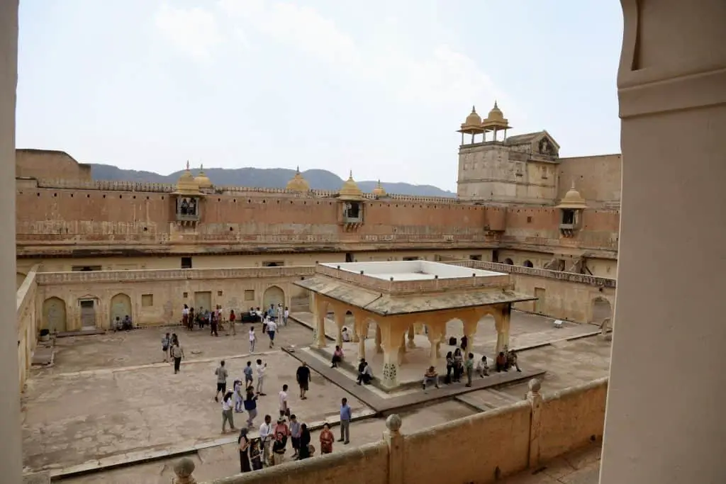 Jaipur Sehenswürdigkeiten: Die 9 schönsten Plätze in der pinken Stadt