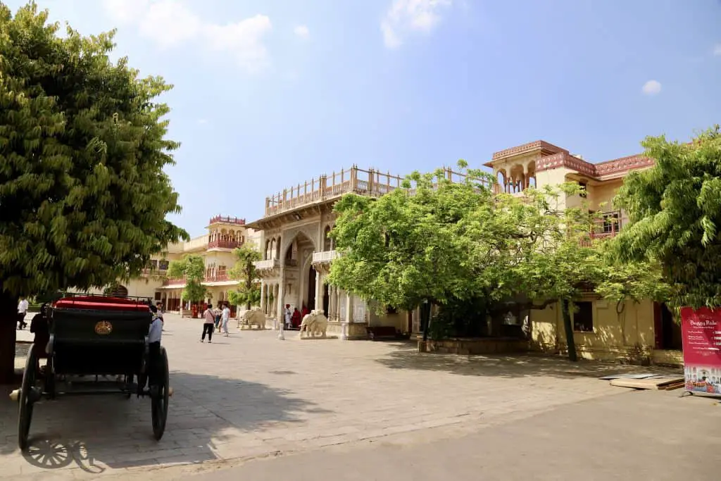 Jaipur Sehenswürdigkeiten: Die 9 schönsten Plätze in der pinken Stadt