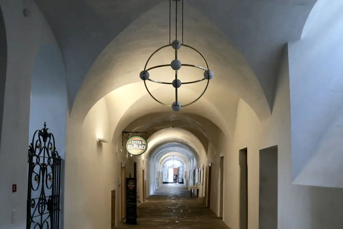 Übernachten im Kloster: Auszeit im Kloster Disentis in der Schweiz