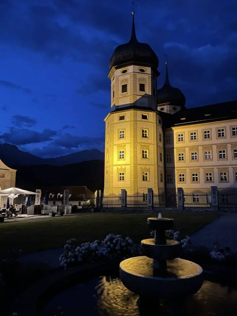 Klosterurlaub: Übernachten im Kloster Stams