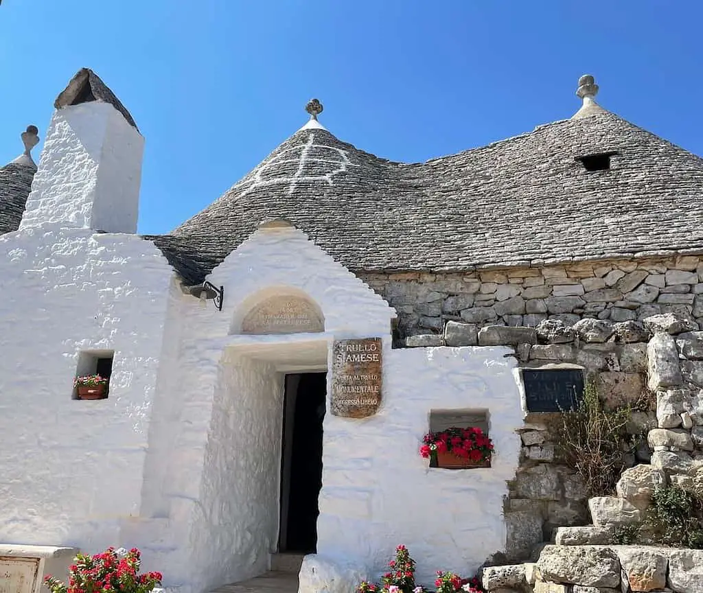 best things to see in Italy trull houses