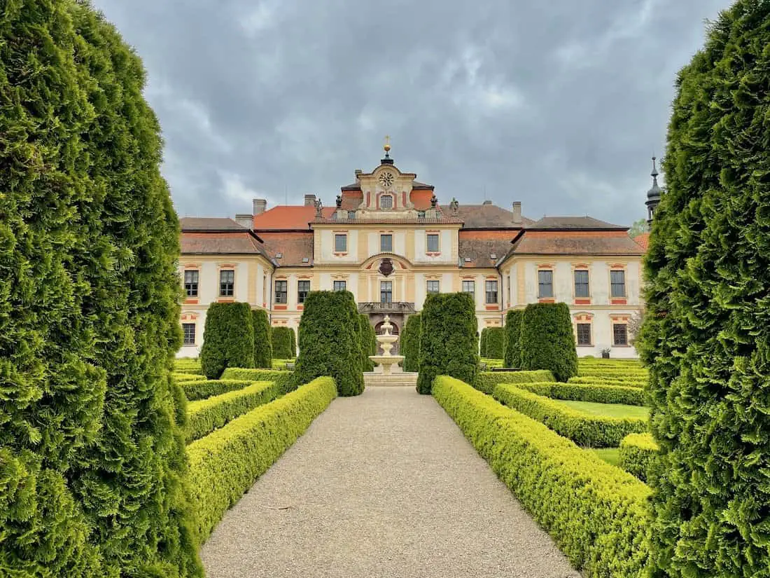 Schloss Jemniště in Mittelböhmen