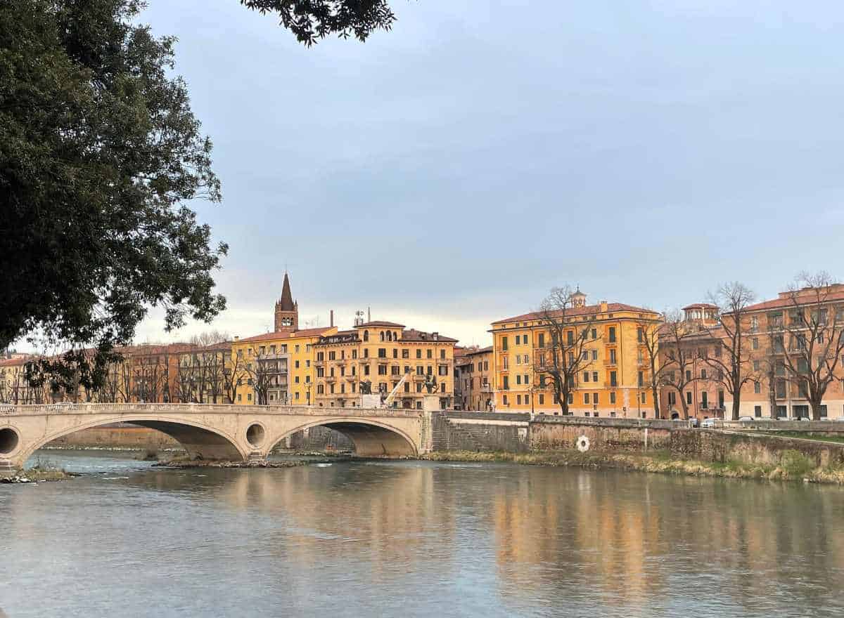 Verona an einem Tag: Die Highlights zu Fuß entdecken