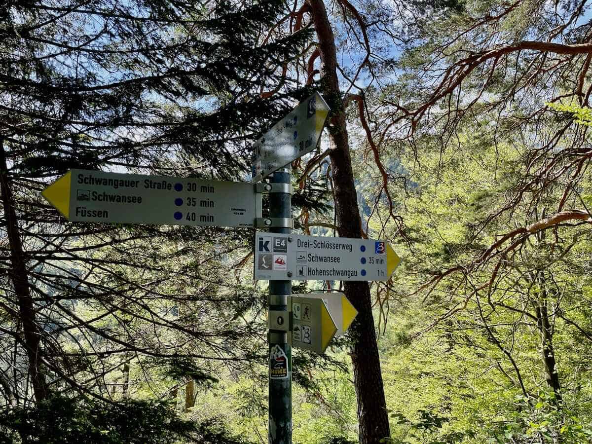 hiking signs for Hohenschwangau and Neuschwanstein Castle