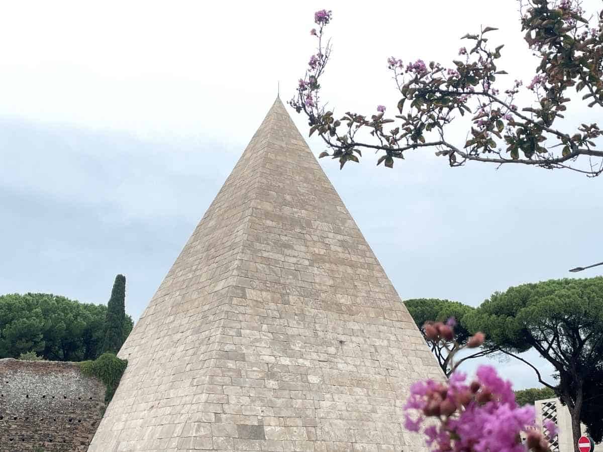 Rom Geheimtipps: Die Pyramide