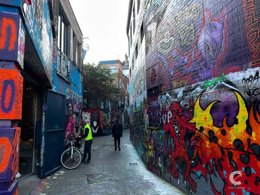 Ghent Things To See: The graffiti street Werregarenstraat