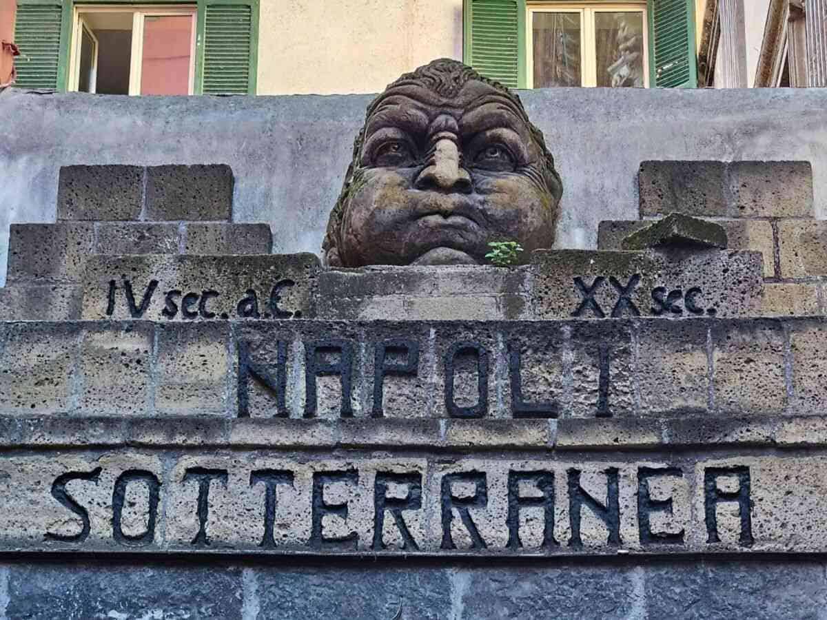 Lohnt sich die Neapel Untergrund Führung Napoli Sotterranea?