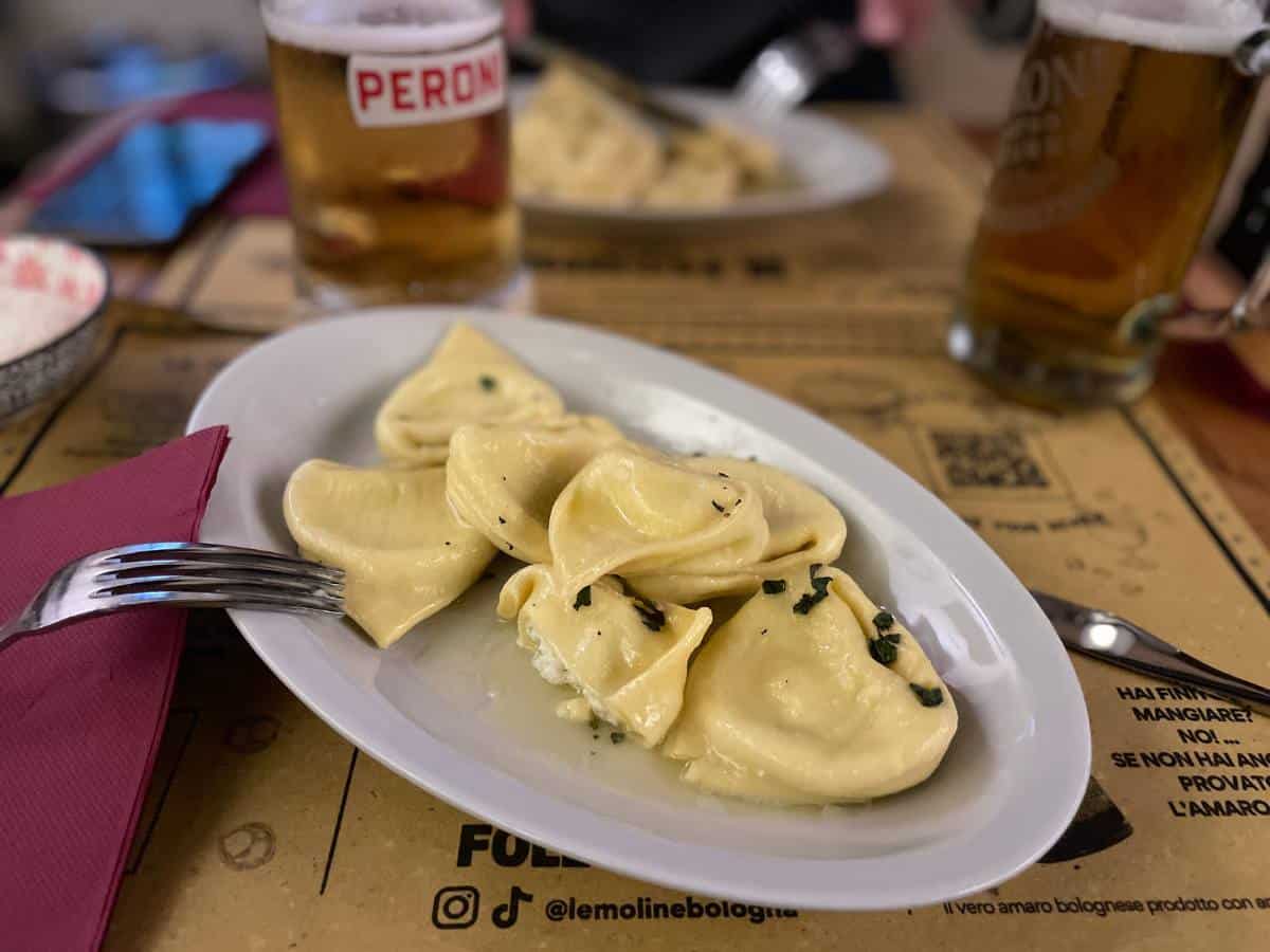Tortellini in der Le Moline Bologna