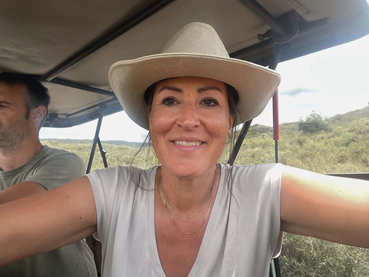Das solltest du für eine Safari in Tansania dabei haben (Kleidung, Ausrüstung, Accessoires)